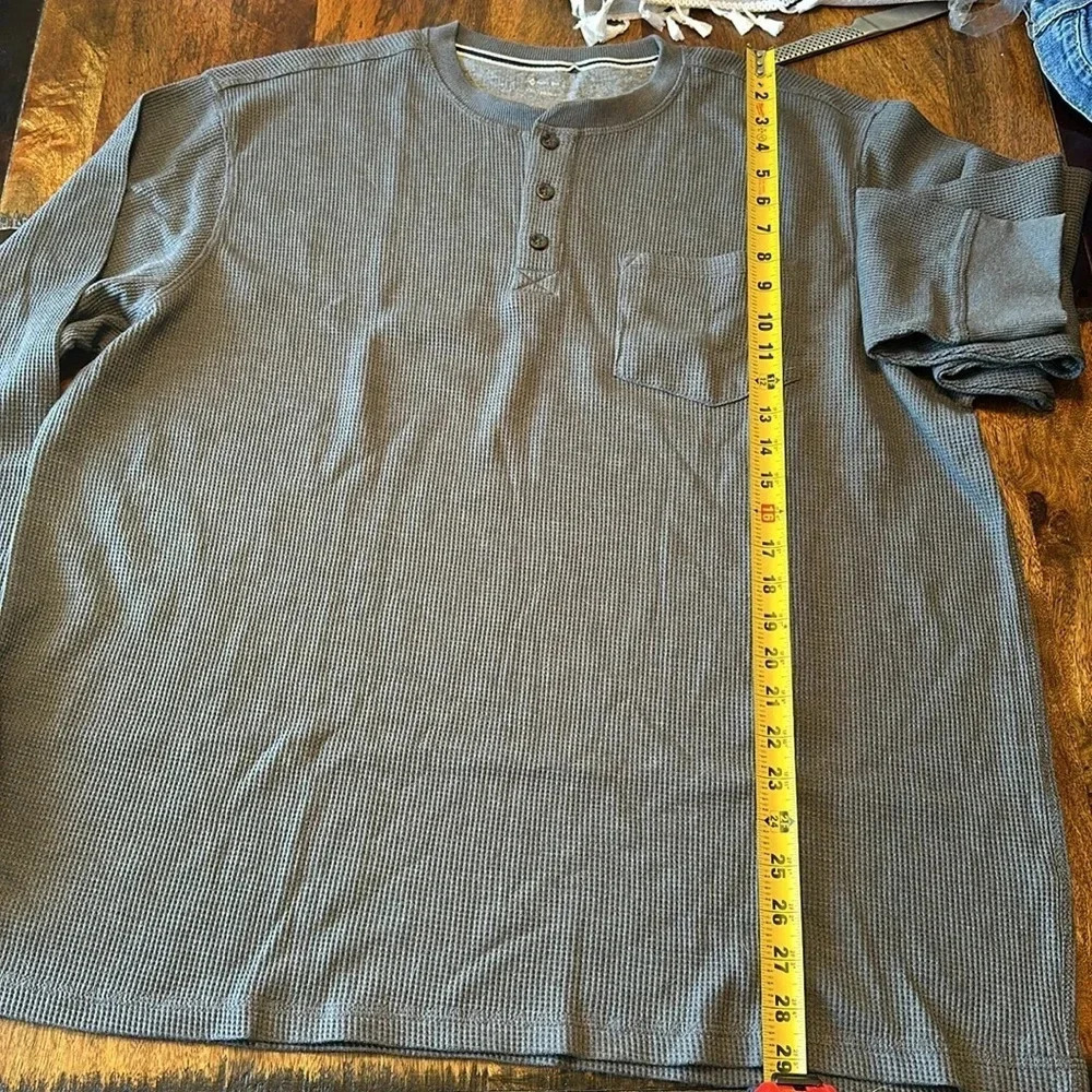 Members Mark long sleeve T button up neck size XXL